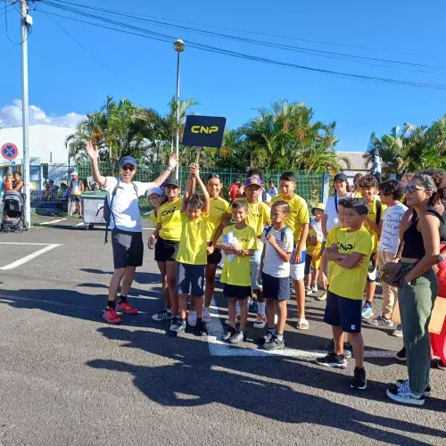 défilé foire de bras panon 2024